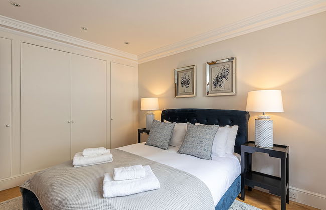 JOIVY Stunning 6-bed house near Harrods in Knightsbridge - Photo 10