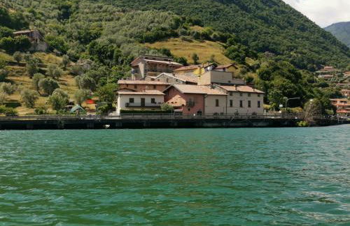 Amore di lago - Photo 1