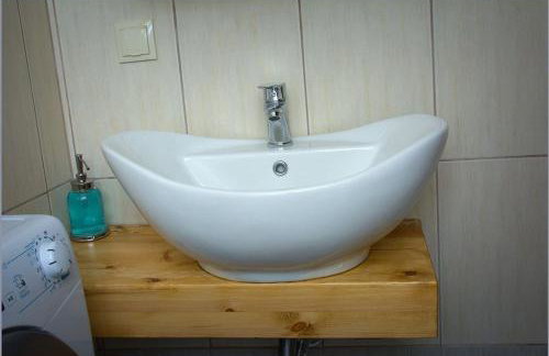 Quiet Urban Studio with Private Backyard - Foto 23