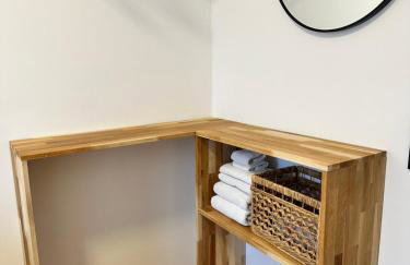 Exklusives City Apartment - Balkon - 24h Check-in - Foto 24