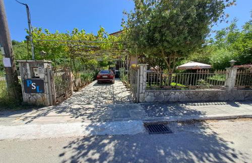 ΠΑΡΑΔΟΣΙΑΚΗ Κατοικία ΛΑΖΑΡΑΤΑ - Photo 5