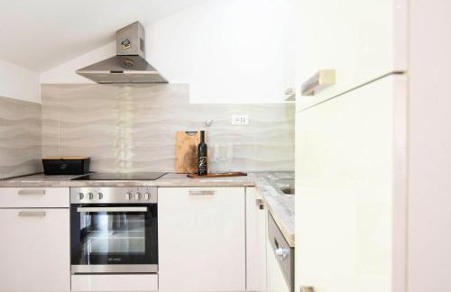 Stone house with 4 bedrooms and beautiful view - Foto 40