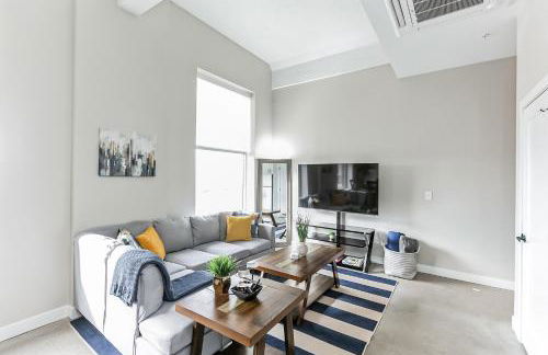 King Bed, Downtown Steps from Bengals & Reds, Minutes to OTR, TQL, HardRock - Foto 2