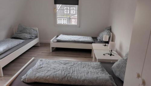 Work and Stay 6 Zimmer 150qm 12 Betten 3 Badezimmer - Foto 3