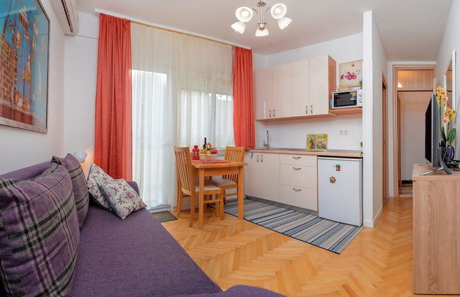 Apartments Emi - Photo 10