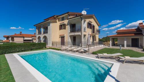 Apartment Mihael with pool and beautiful garden - Foto 1