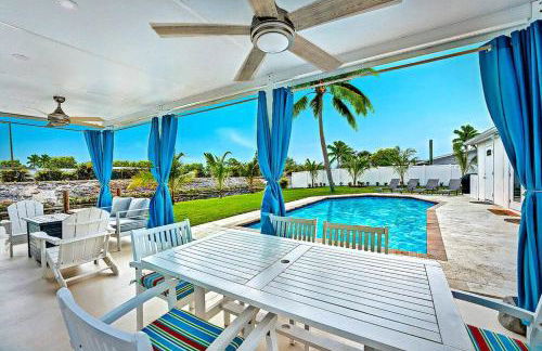 NEW Waterfront Tropic Oasis - Heated Pool, Canal, Dock, Air Hockey - Foto 4