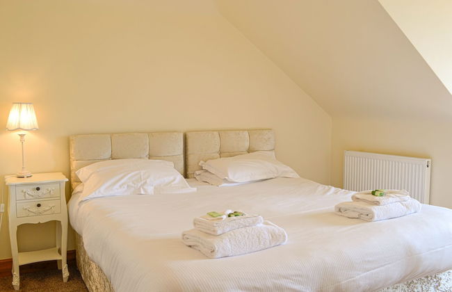 Self Catering at The Fairways - Photo 6