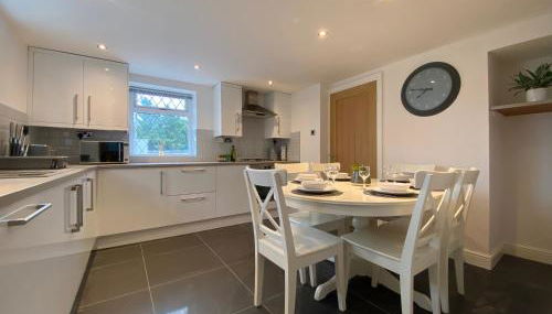 Modern 4-bed Cottage Llanwrst Town Centre & Parking - Snowdonia! near Betws-y-Coed - Foto 5