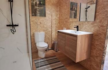 Monkey Tiny Barnhouse with amazing views at ZevariClub! - Foto 53