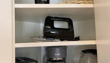 Bright & Quiet 1-Bed Condo with Balcony - Foto 2