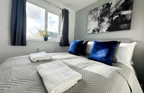 No.32 by Blue Skies Stays - Photo 10