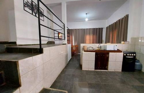 Casa inteira no centro de São Thomé das letras - Foto 10