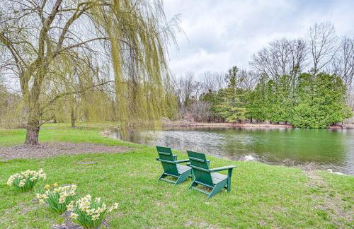 8 Mi to Lake Michigan Creative Retreat with Deck! - Foto 1