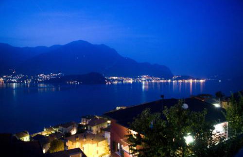 Casa Giulio Apartment in Lezzeno Lake Como - Foto 1