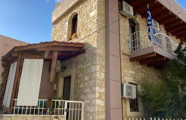 Villa Kamelia-Renovated old house-South Crete - Photo 13
