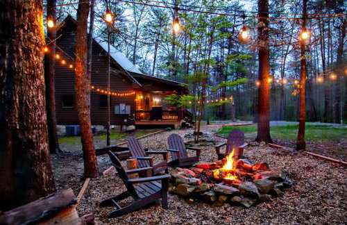 Secluded Cabin - Games, Fire Pit, Hot Tub, Pet OK - Foto 55