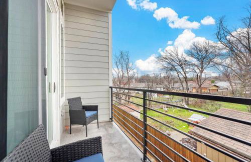 Modern 2BR l Pet-Friendly l Private Baths - Foto 24