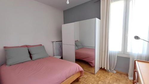 Au Pied de la gare et centre ville - 2 chambres - spacieux - Foto 2