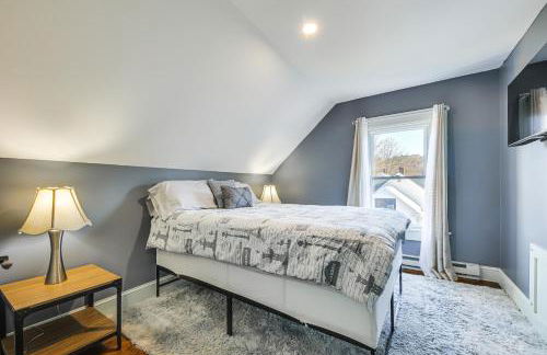 18 Mi to Skiing Colorful Home in Springfield! - Photo 12