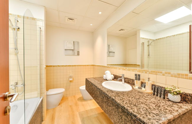 Luxury JBR - Marina View - Beach Resorts Access - Photo 46