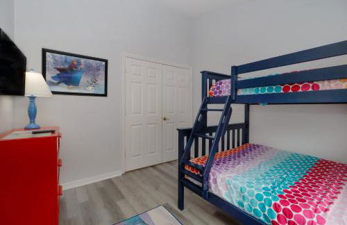 Making Dreams 4BR Family Villa with Pool and Game Room Near Disney Parks - Foto 57