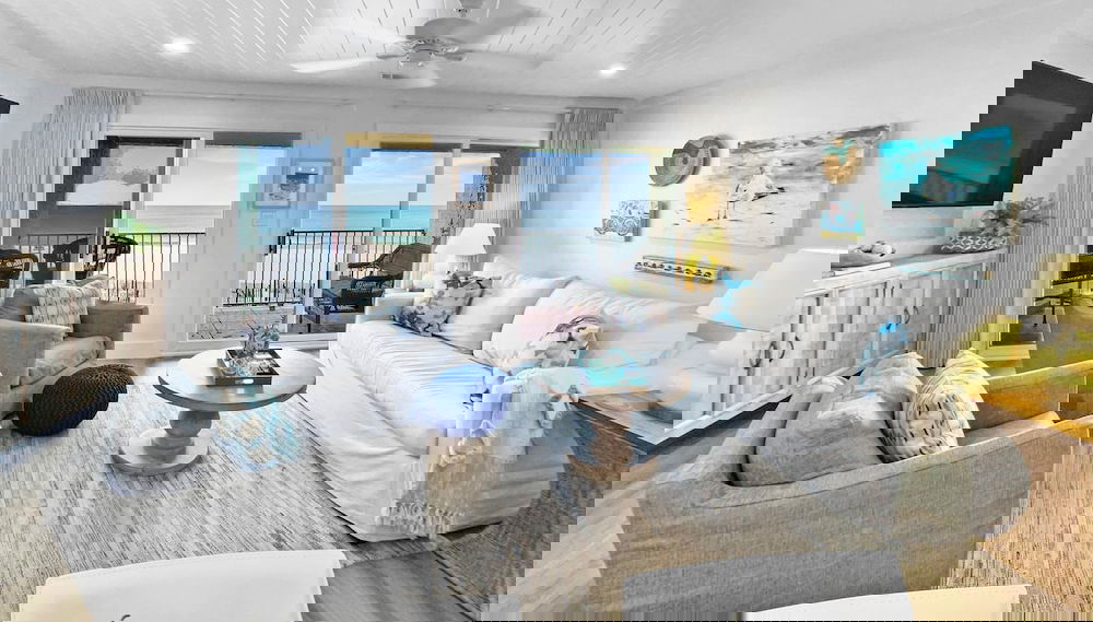 Endless Waves 208 l Beachfront l Stunning Beach Views l Bike to Seaside - Foto 1, Imagen principal