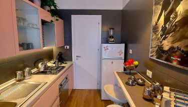 Gebel Grin - Foto 3, furniture, stove, toaster, locker, minibar