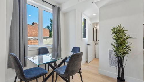 Charming Townhouse in Downtown DC with Rooftop Free Parking and WIFI Capitol Hill 4 - Foto 3