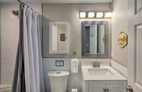 Stunning Mtn Views! Group Getaway in Chimney Rock - Foto 16