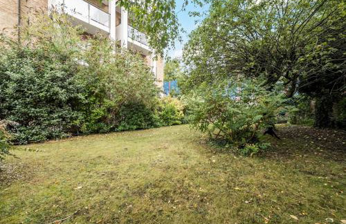 Pass the Keys Stylish Luxury Flat in Prestigious St Johns Wood - Foto 28