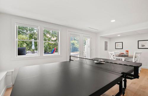 Sprawling Home 1 Mi to Downtown - Foto 28