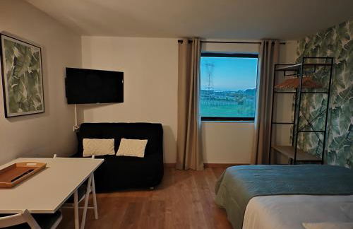 Échappée Cosy au Cœur du Futuroscope - Confort Assurés - Foto 14