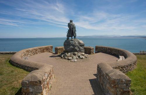 Brynelian - Photo 30