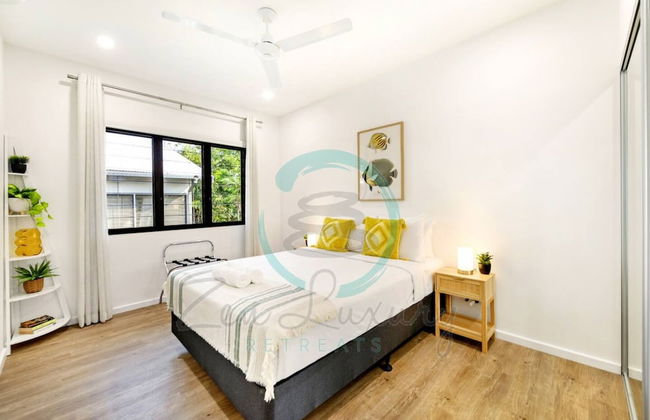 Urbanretreat Modern Outdoor Dining Backyard - Foto 20