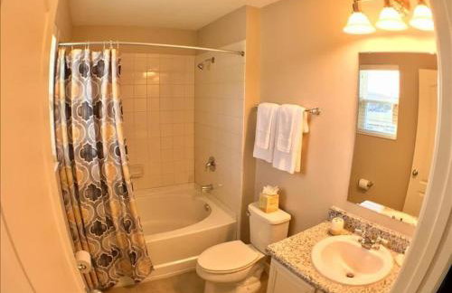 Four Bedroom Sleeps 10 w Gameroom 5152a - Foto 10