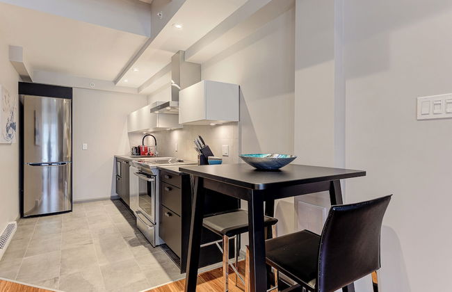 77 St-Vallier Appart Hôtel - Photo 49