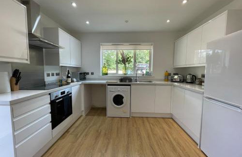 Iris Cottage 4BR Coastal Retreat - Foto 16