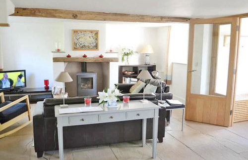 Hampton Wafre Cottage - Photo 2