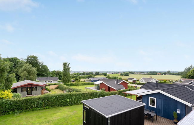 "Roar" - 500m from the sea - Photo 7