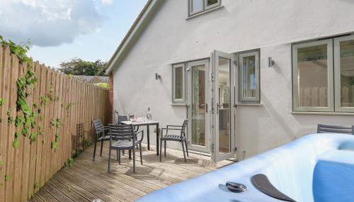 Keepers Lodge, Hillfield Village - Foto 3