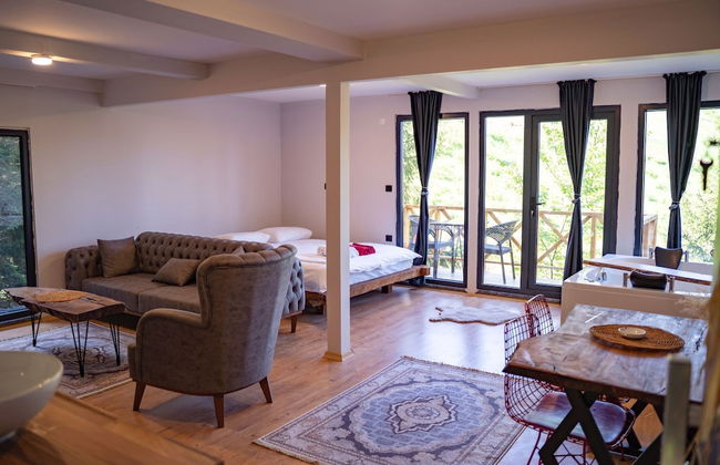 MONTANA SUITE BUNGALOW - Photo 9