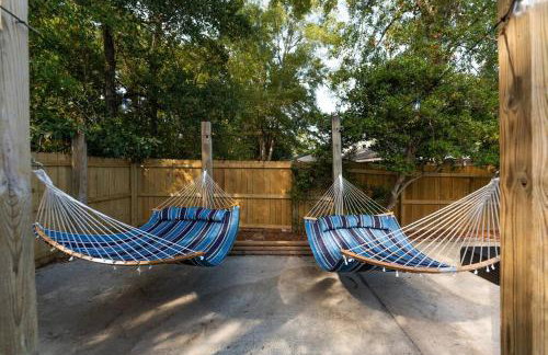 Relaxing 5-Bedroom Villa with Outdoor Oasis - Foto 7