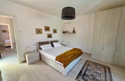 VILLA ROSA by Italian Apartments - Photo 10