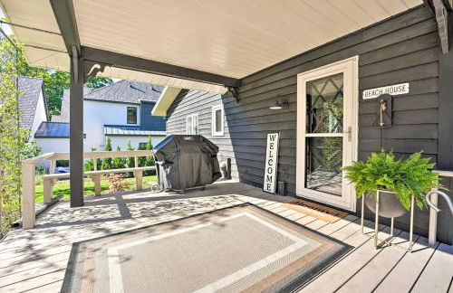 Modern Lake Michigan Home with 3 Lakefront Decks! - Foto 26