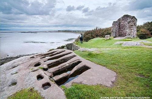 Historic 1629 May Cottage with Hot Tub - Photo 14