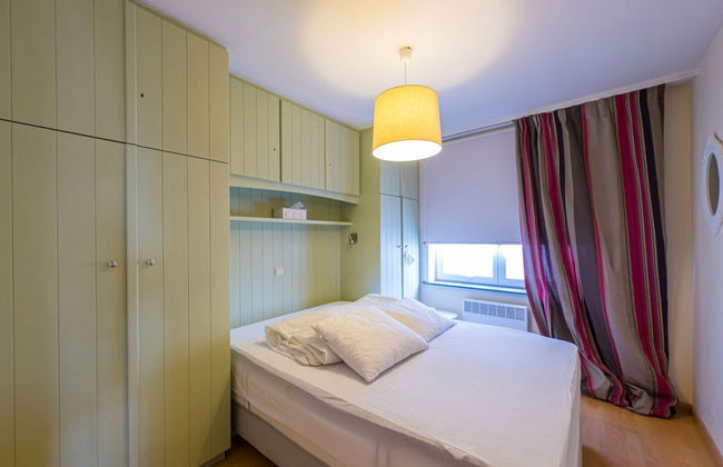 Quiet Apartment With Sunny Terrace - Photo 2