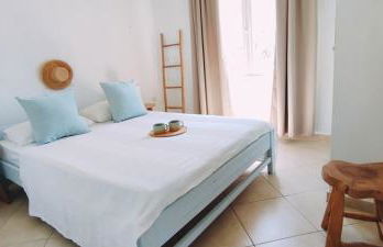 Enalion House - Photo 2