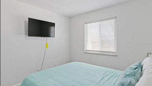 3-bedroom building in serene Saint Ann with WiFi, AC - Foto 2