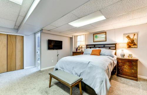 1 Mi to Dtwn Home with Fire Pit and Deck in Hudson! - Foto 21